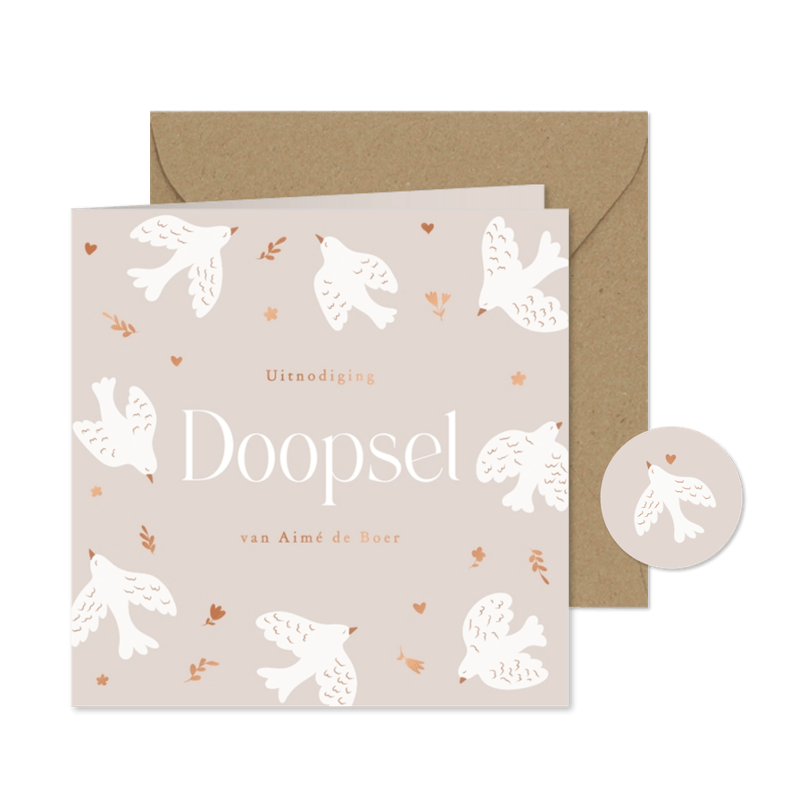 Lieve beige doopkaart met duifjes en koperen takjes bloemen - Kaartimpressie