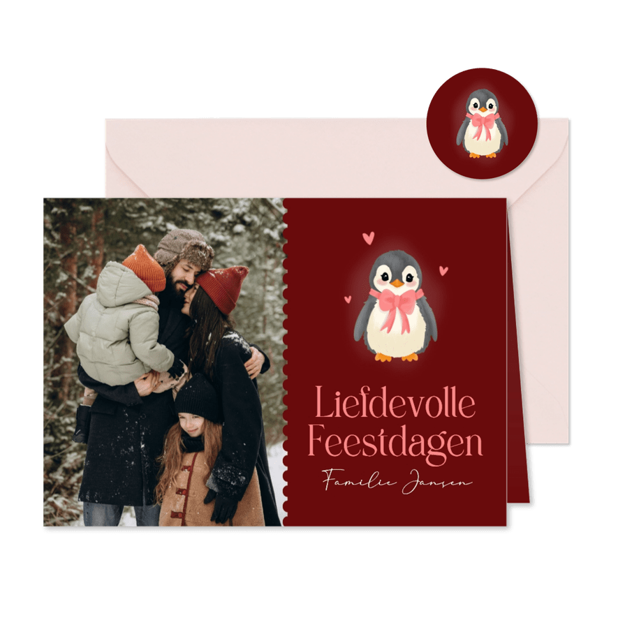 Lieve kerstkaart met foto rood met pinguïn en strikje - Kaartimpressie