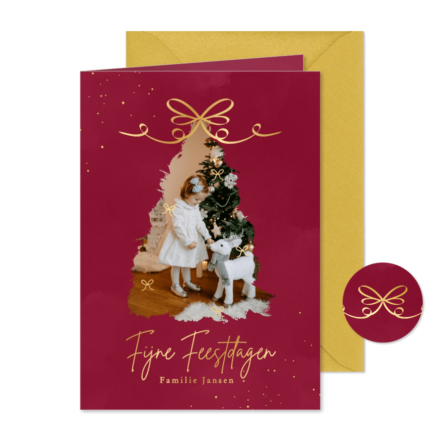 Lieve rode foto kerstkaarten met gouden strikjes - Kaartimpressie