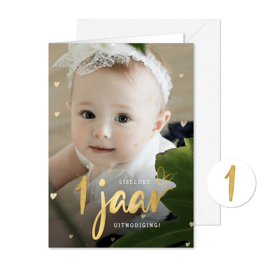 Lieve uitnodiging voor de 1ste verjaardag met grote foto - Kaartimpressie