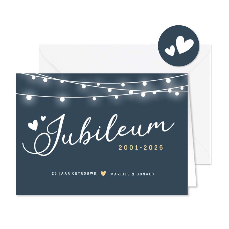 Moderne uitnodiging huwelijksjubileum met lampjes en jaartal - Kaartimpressie