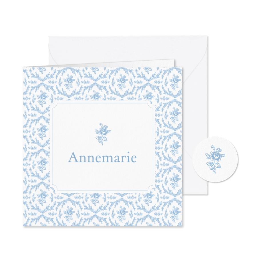 Naamkaartje klassiek met blauwe roosjes - Kaartimpressie