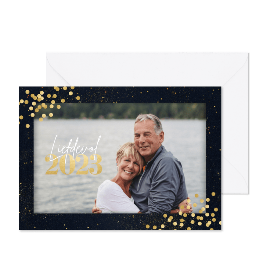 Nieuwjaarskaart met confetti en grote foto - Kaartimpressie