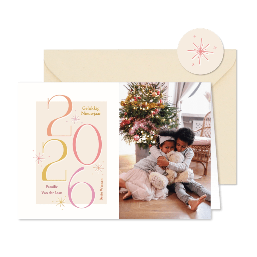 Nieuwjaarskaart met foto en gekleurd jaartal en sterren - Kaartimpressie
