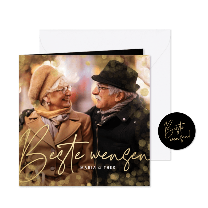 Nieuwjaarskaart met grote eigen foto en goudlook tekst - Kaartimpressie