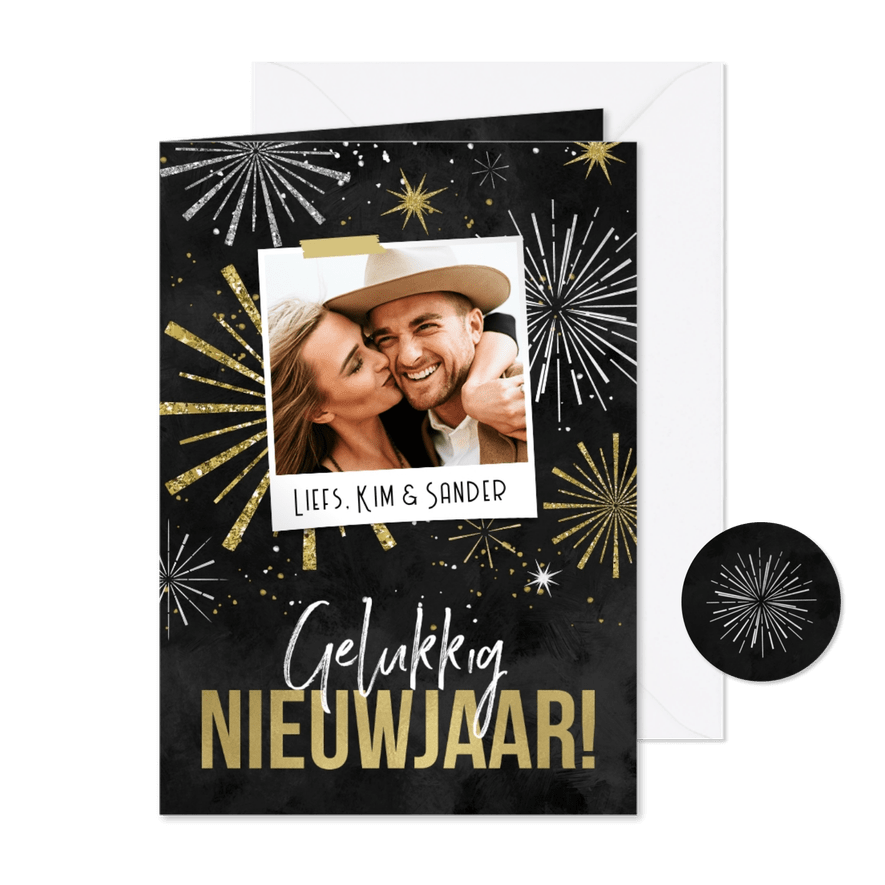 Nieuwjaarskaart vuurwerk oliebollen champagne foto - Kaartimpressie