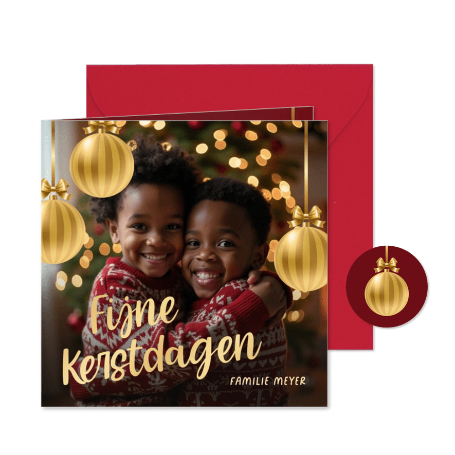 Originele kerstkaart met kerstballen en foto - Kaartimpressie