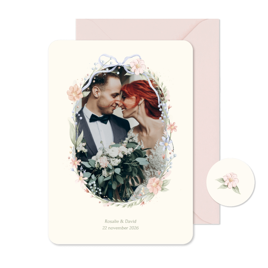 Romantische bedankkaart strik met foto en aquarel bloemen - Kaartimpressie