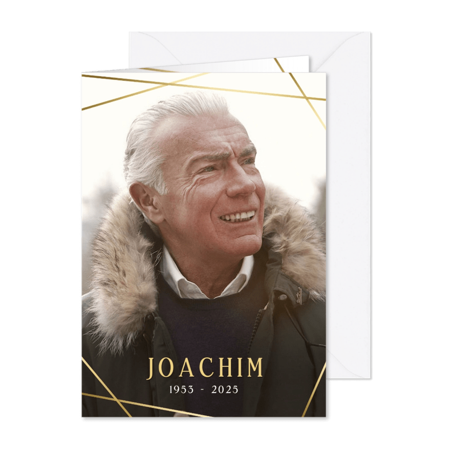 Rouwkaart met grote eigen foto en gouden lijnen - Kaartimpressie