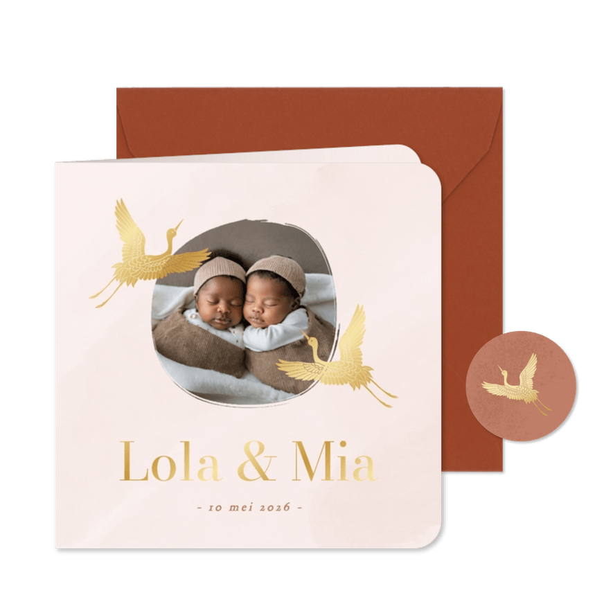 Roze geboortekaartjes tweeling met foto gouden kraanvogel - Kaartimpressie