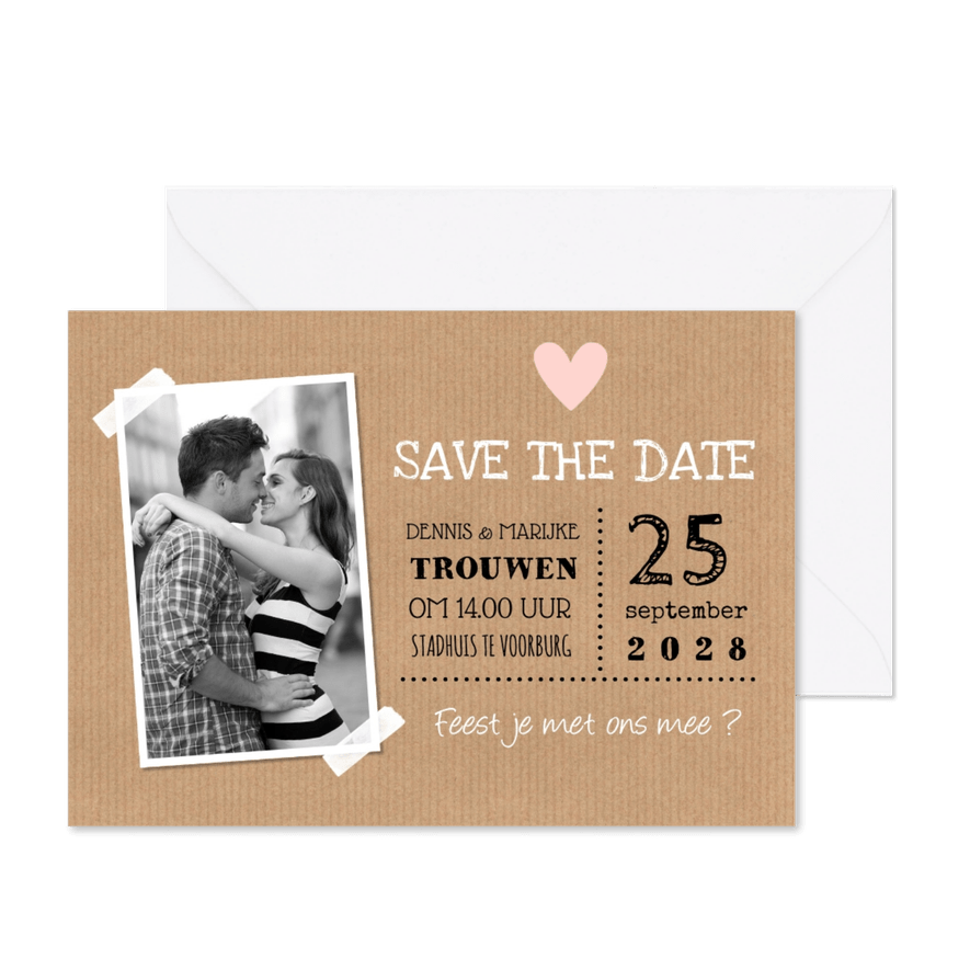 Save the Date kaart foto kraft hartje - Kaartimpressie