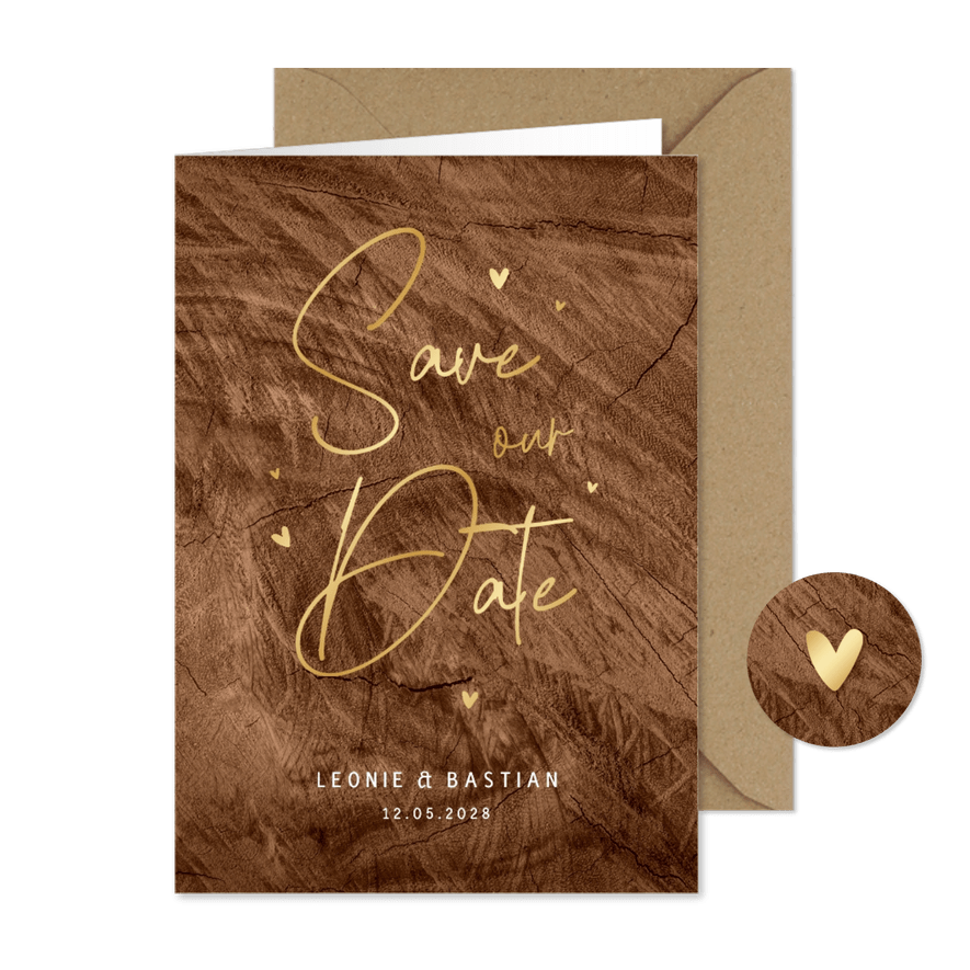 Save the date trouwkaart hout goud stijlvol hartjes - Kaartimpressie