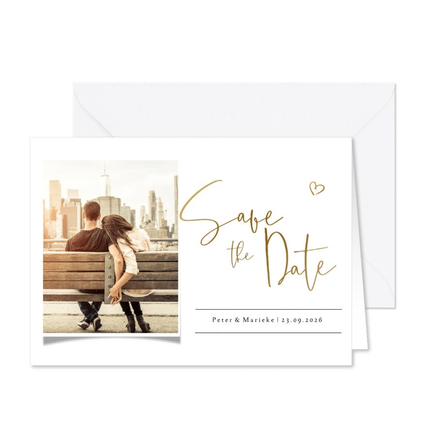 Save the datekaart met eigen foto en gouden tekst en hartje - Kaartimpressie