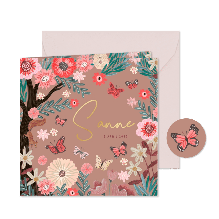 Schattig geboortekaartje boom bloemen en vlinders natuur - Kaartimpressie