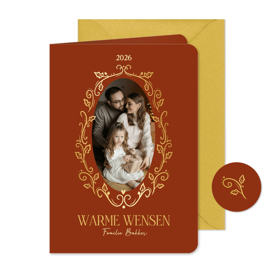 Sierlijk kerst- fotokaartje rood gouden kader takjes - Kaartimpressie