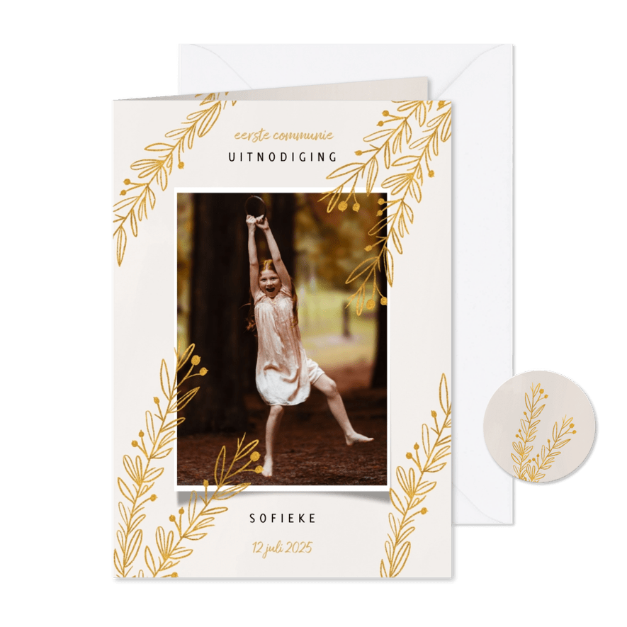 Stijlvolle communiekaart met gouden takjes en foto - Kaartimpressie