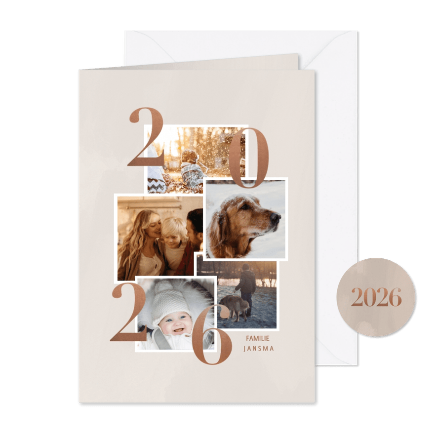 Stijlvolle kerstkaart met fotocollage en 2026 - Kaartimpressie
