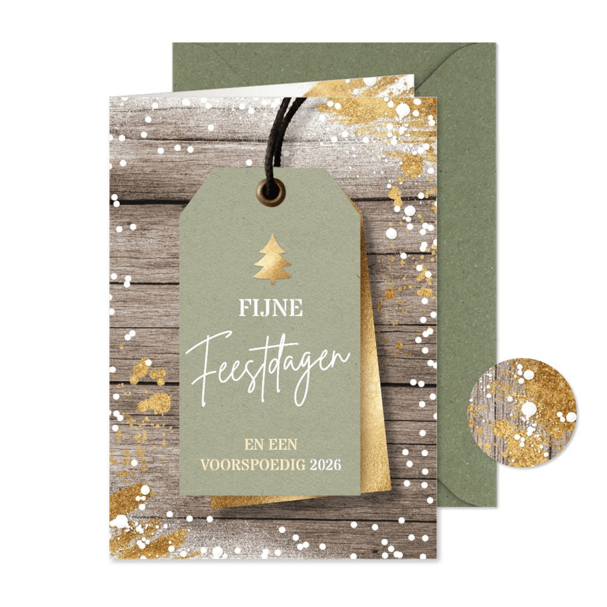 Stijlvolle kerstkaart met groen label op hout - Kaartimpressie