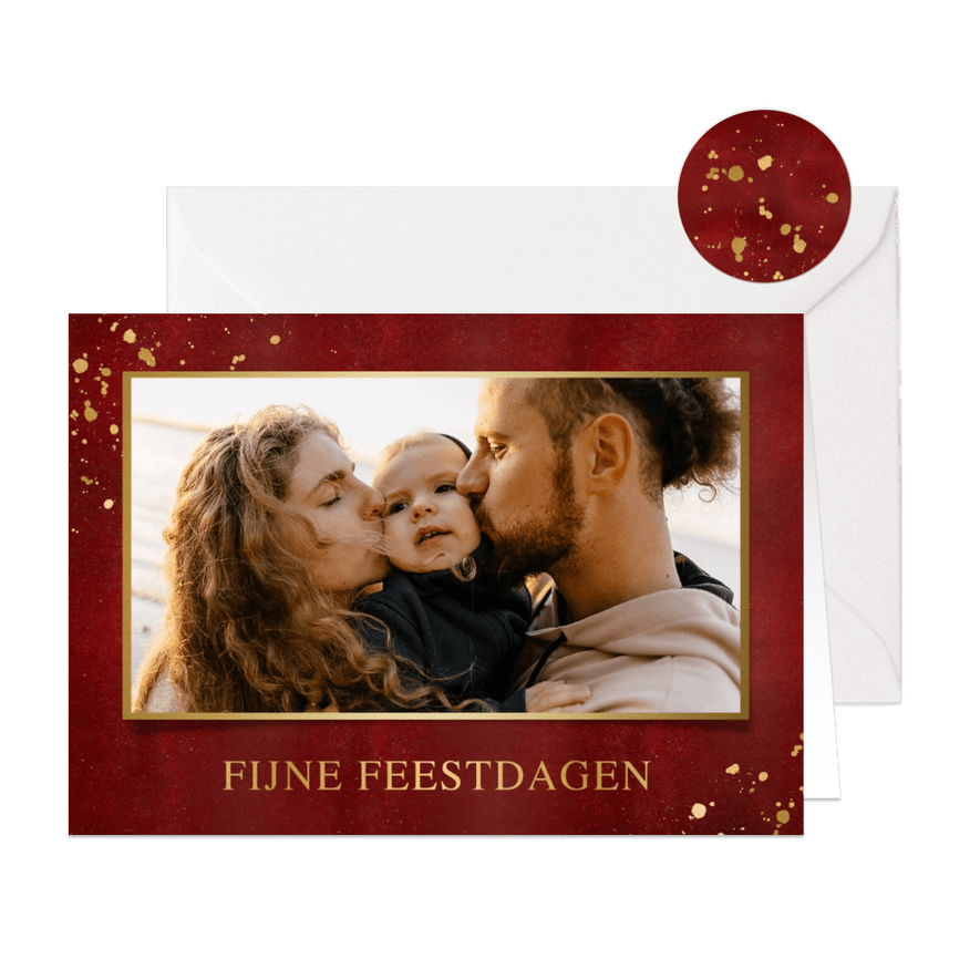 Stijlvolle rood met gouden kerstkaart liggend met eigen foto - Kaartimpressie