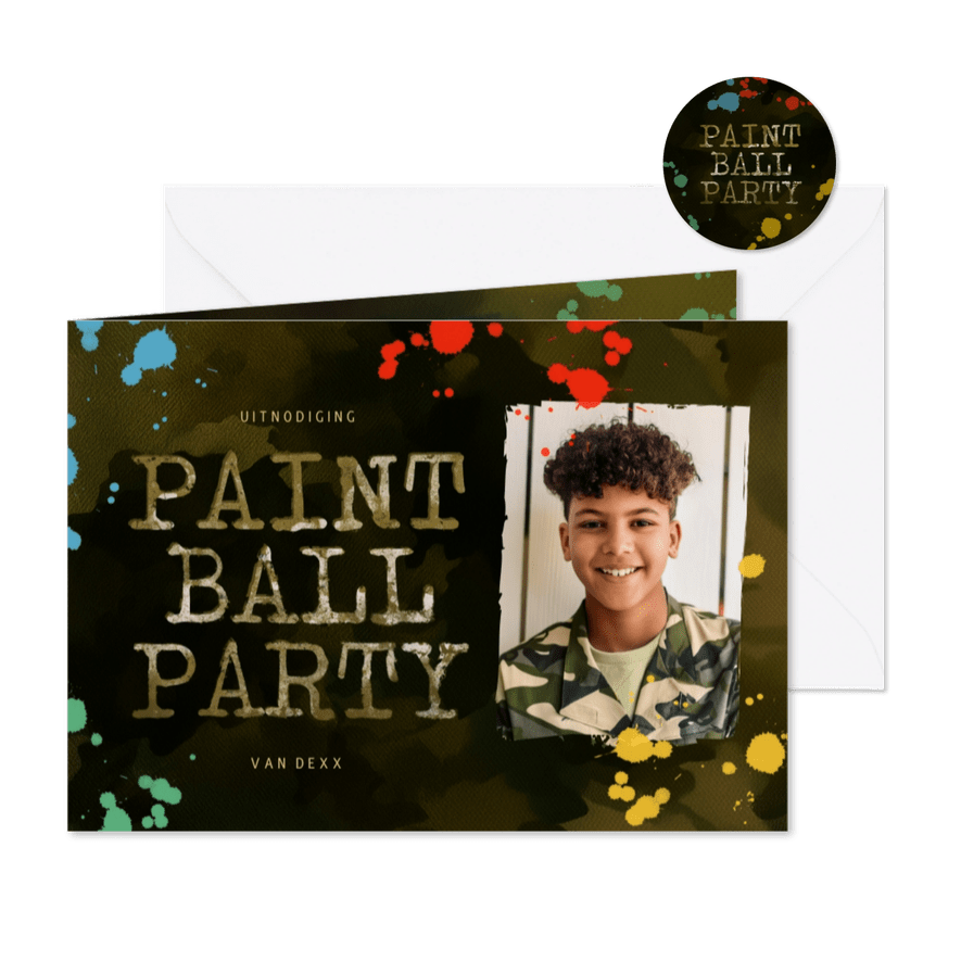 Stoere uitnodiging kinderfeestje foto verfspetters paintball - Kaartimpressie