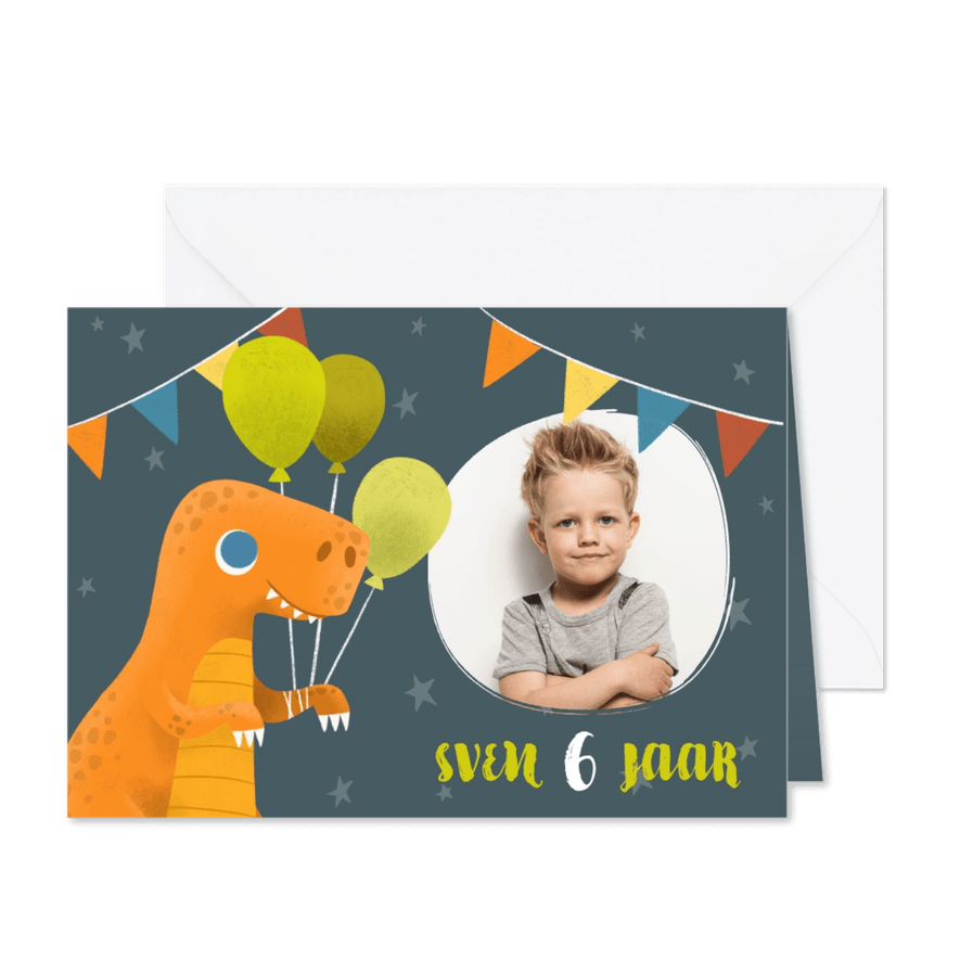 Stoere uitnodiging voor een kinderfeestje met dinosaurus - Kaartimpressie