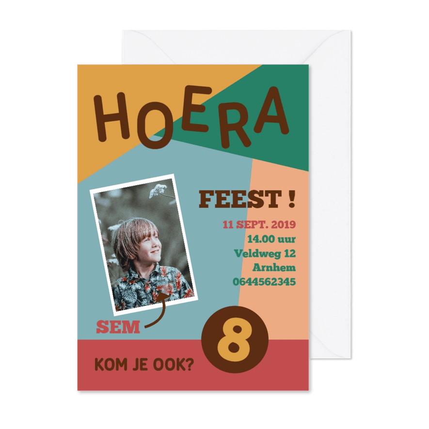 Stoere uitnodiging voor kinderfeestje met foto - Kaartimpressie