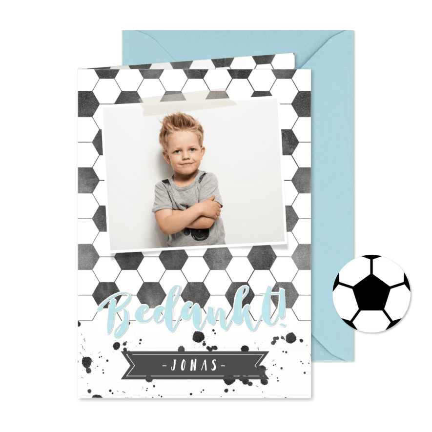 Stoere voetbal communie bedankkaart met eigen foto - Kaartimpressie