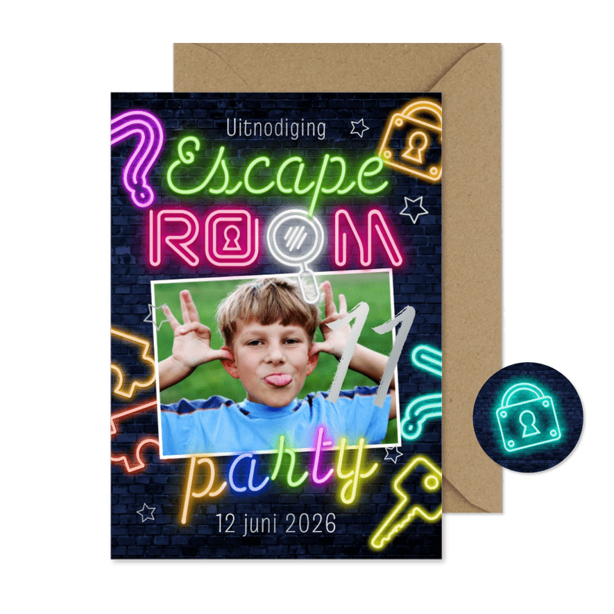 Toffe uitnodiging kinderfeest escape room neon foto sterren - Kaartimpressie