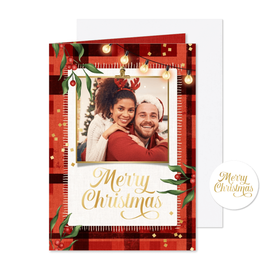 Traditionele kerstkaart ruitjes patroon rood lampjes foto - Kaartimpressie