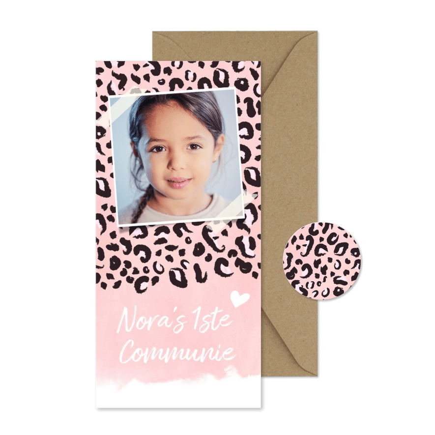 Trendy communiekaart met roze luipaard print en foto - Kaartimpressie