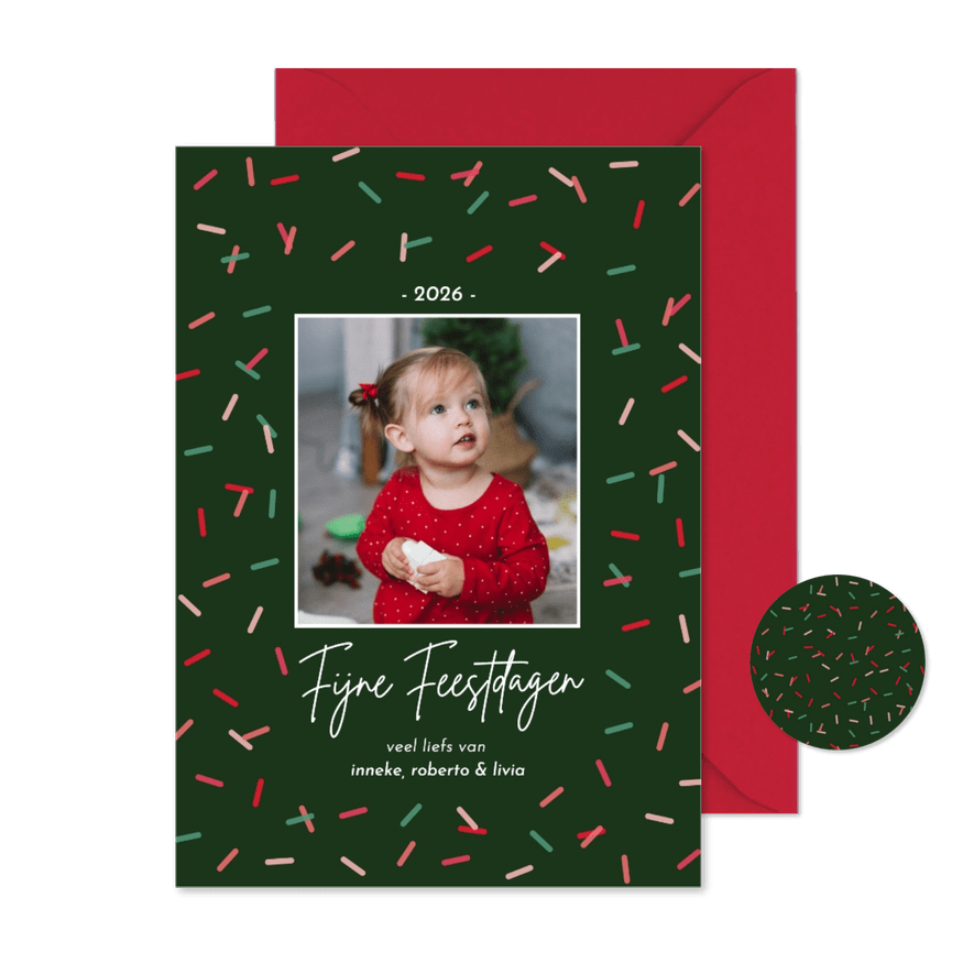 Trendy kerstkaartje groen met vrolijke sprinkles foto - Kaartimpressie