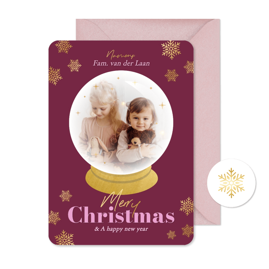 Trendy kerstkaartje met foto sneeuwbol paars en goud - Kaartimpressie