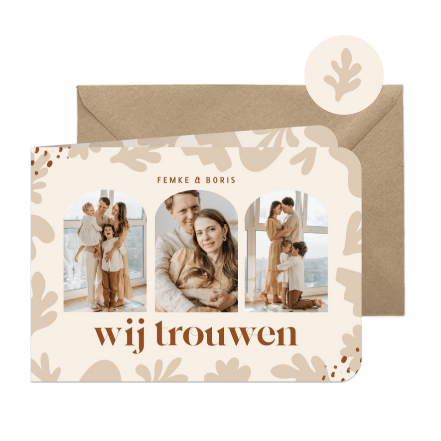 Trendy trouwkaart met foto's en abstracte vormen beige - Kaartimpressie