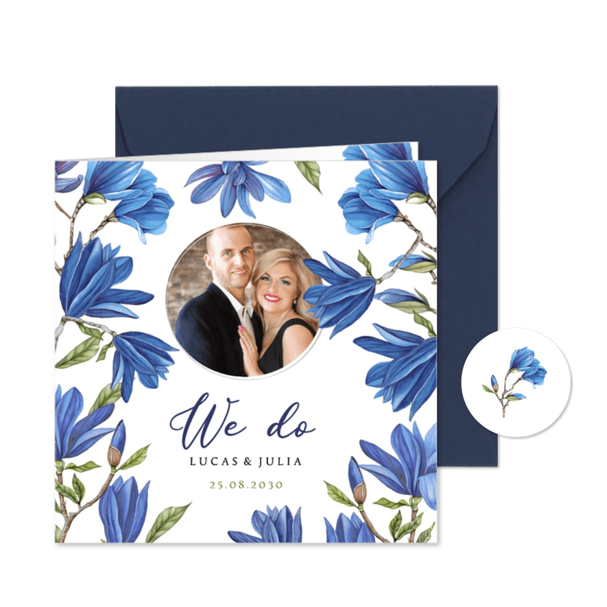 Trouwkaart blauwe magnolia - Kaartimpressie