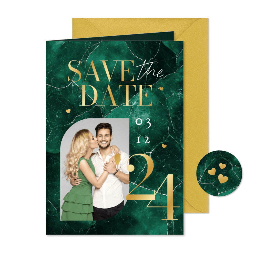 Trouwkaart Save the Date groen marmer stijlvol goud foto - Kaartimpressie