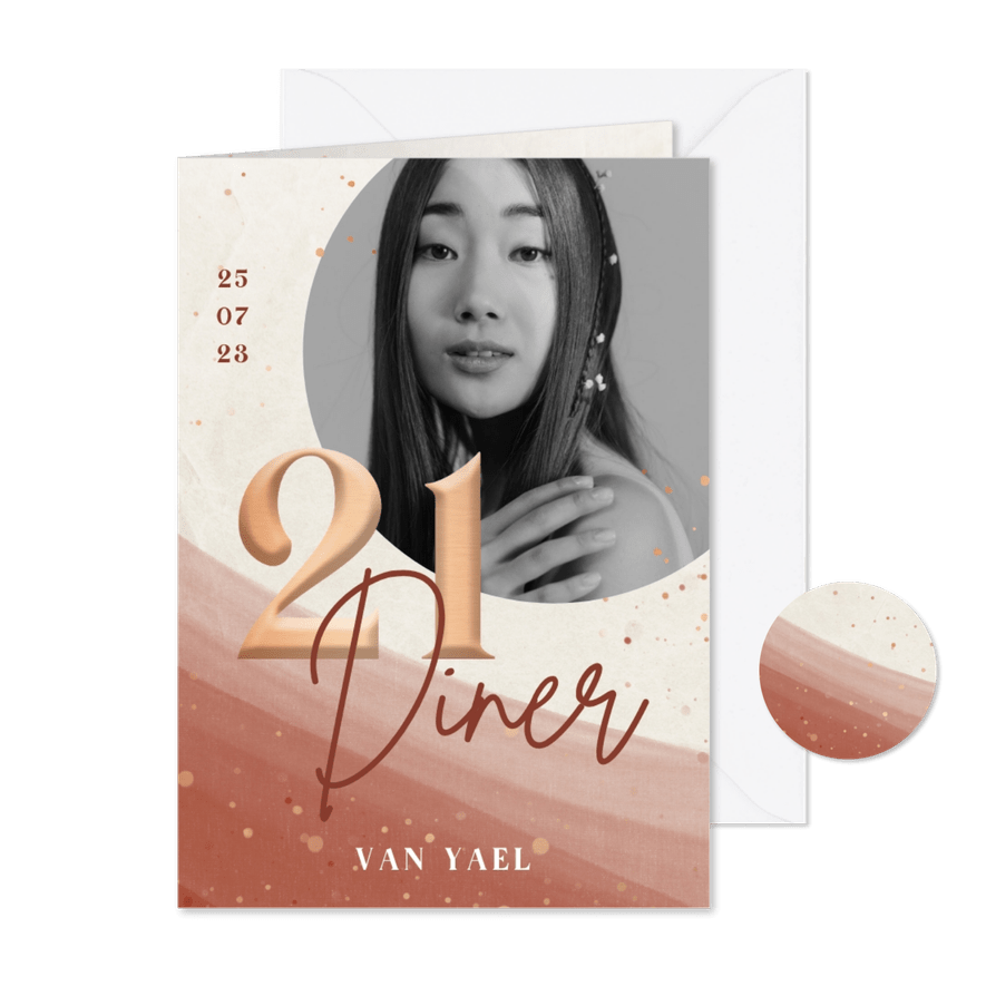 Uitnodiging 21-diner met roze waterverf en koperen details - Kaartimpressie