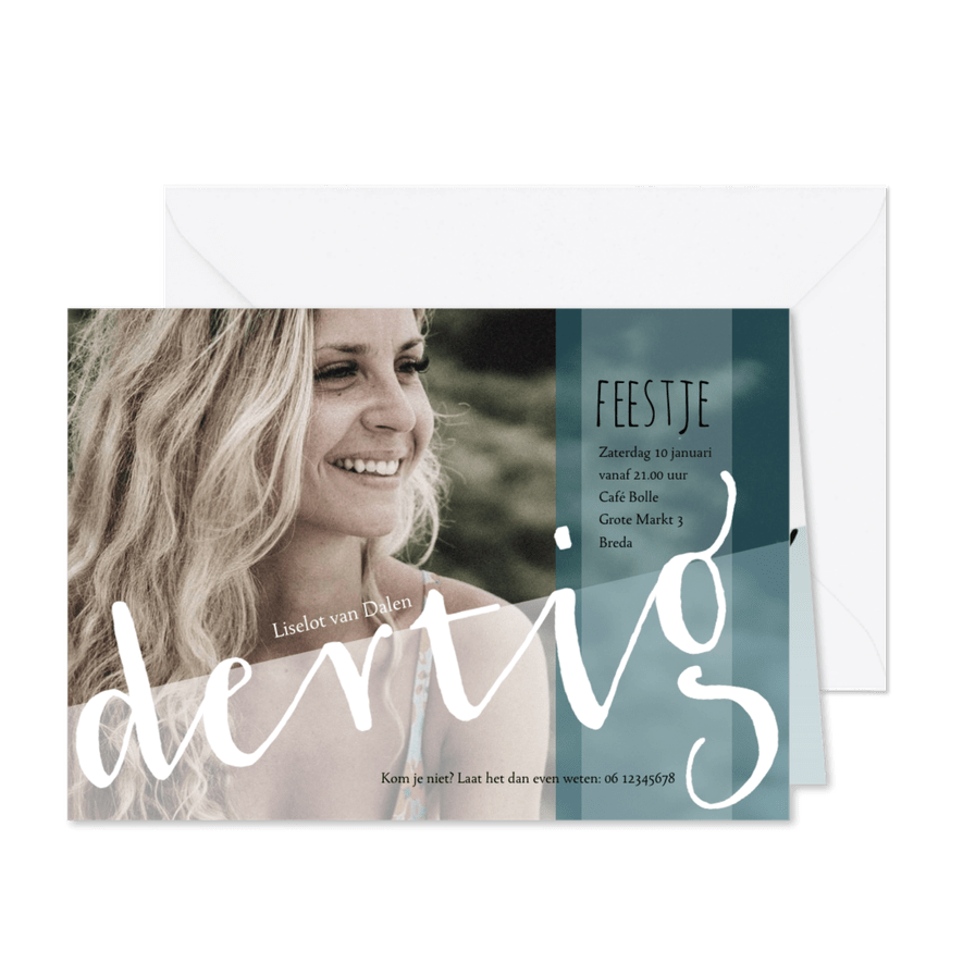 Uitnodiging 30, modern met grote foto en 'dertig' - Kaartimpressie