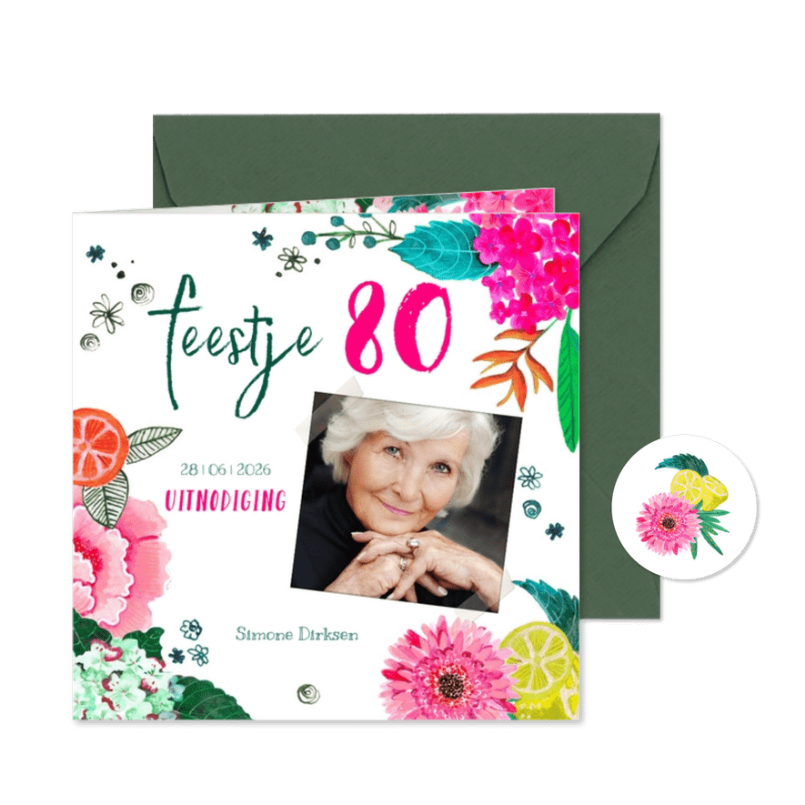 Uitnodiging 80 jaar verjaardag met foto en bloemen - Kaartimpressie