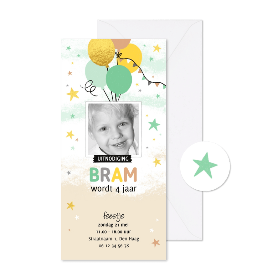 Uitnodiging ballonnen sterren goud groen bruin - Kaartimpressie