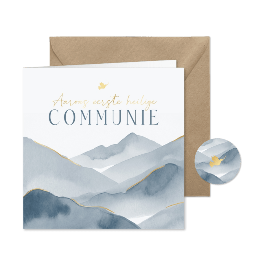 Uitnodiging communie blauw landschap/bergen duifje goud - Kaartimpressie