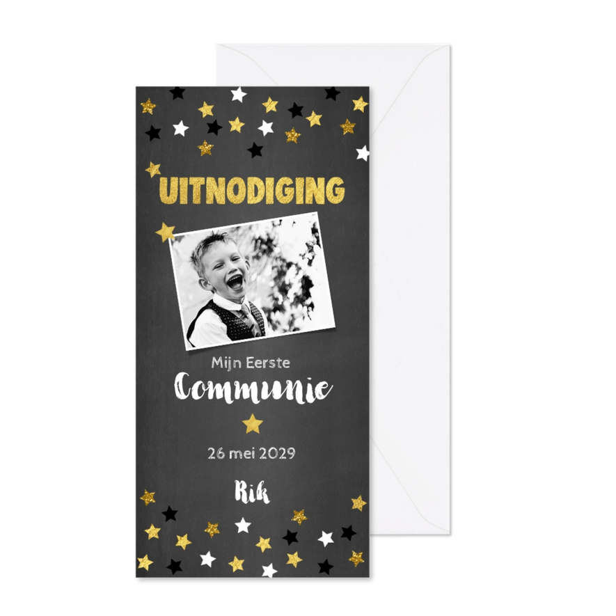 Uitnodiging communie krijtbord en sterren confetti  - Kaartimpressie