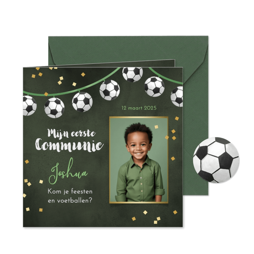 Uitnodiging communiefeest jongen voetbal slingers foto - Kaartimpressie