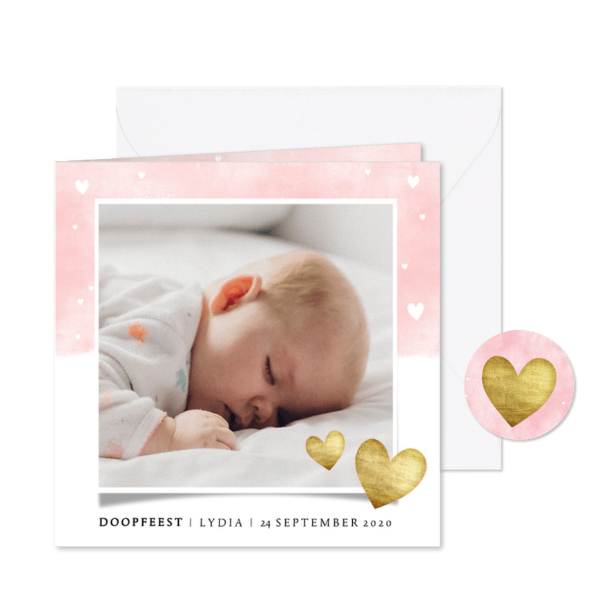 Uitnodiging doopfeest waterverf, witte en gouden hartjes - Kaartimpressie