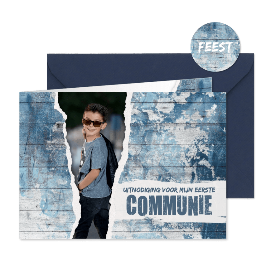 Uitnodiging eerste communie doorkijkje houtlook blauw stoer - Kaartimpressie