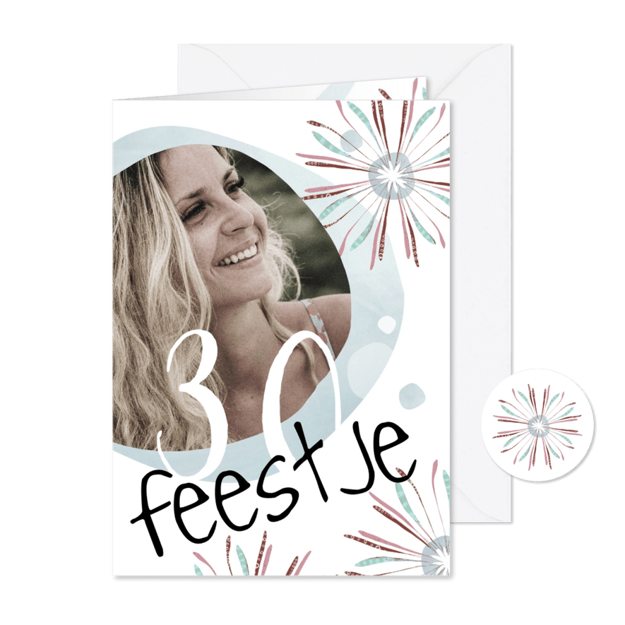 Uitnodiging feestje 30 jaar met bloemen - Kaartimpressie