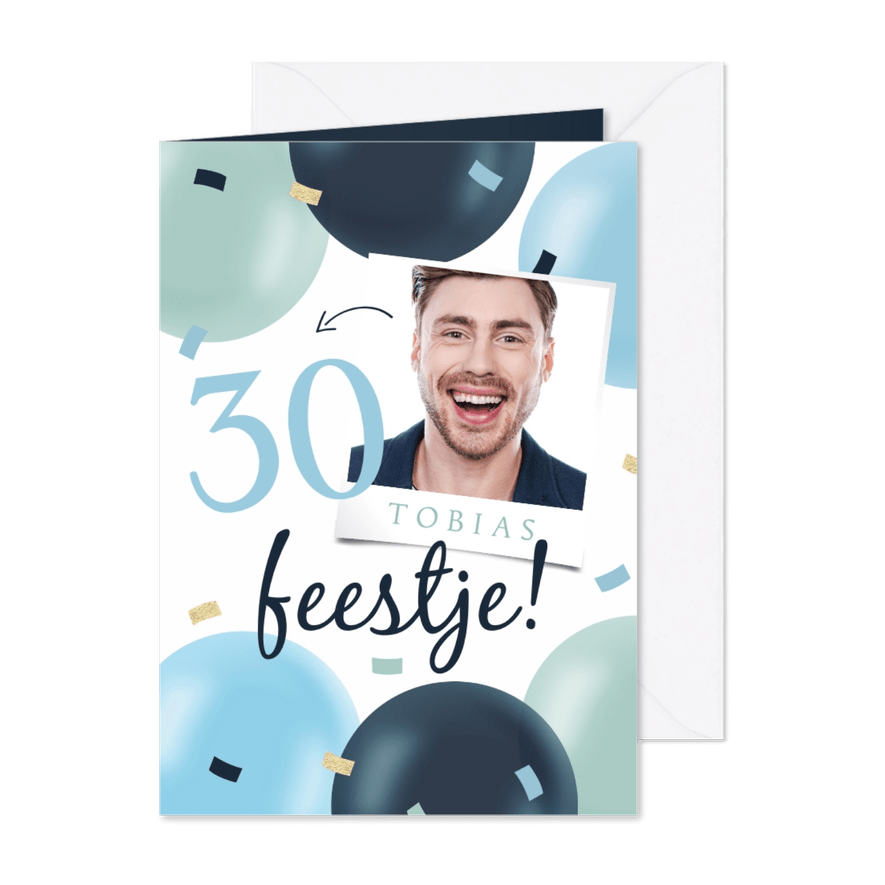 Uitnodiging feestje man confetti foto ballonnen - Kaartimpressie