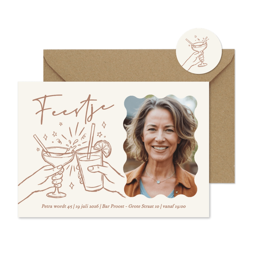 Uitnodiging feestje met foto en illustratie van drankjes - Kaartimpressie
