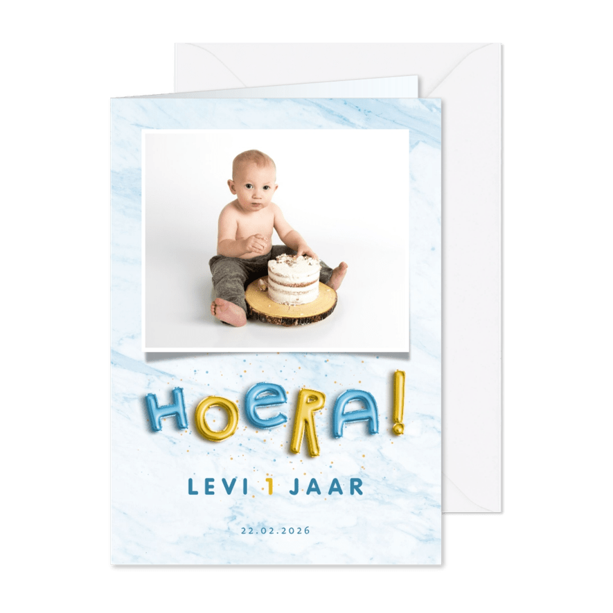 Uitnodiging folieballonnen 'hoera' blauw/goud uitnodiging - Kaartimpressie