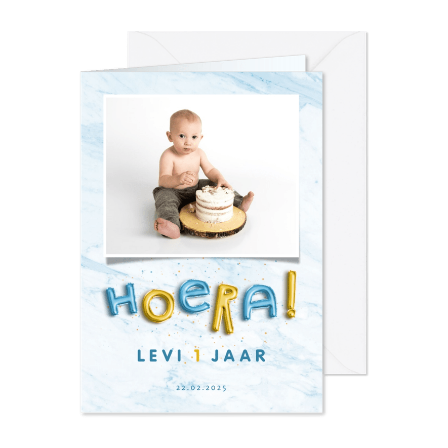 Uitnodiging folieballonnen 'hoera' blauw/goud uitnodiging - Kaartimpressie