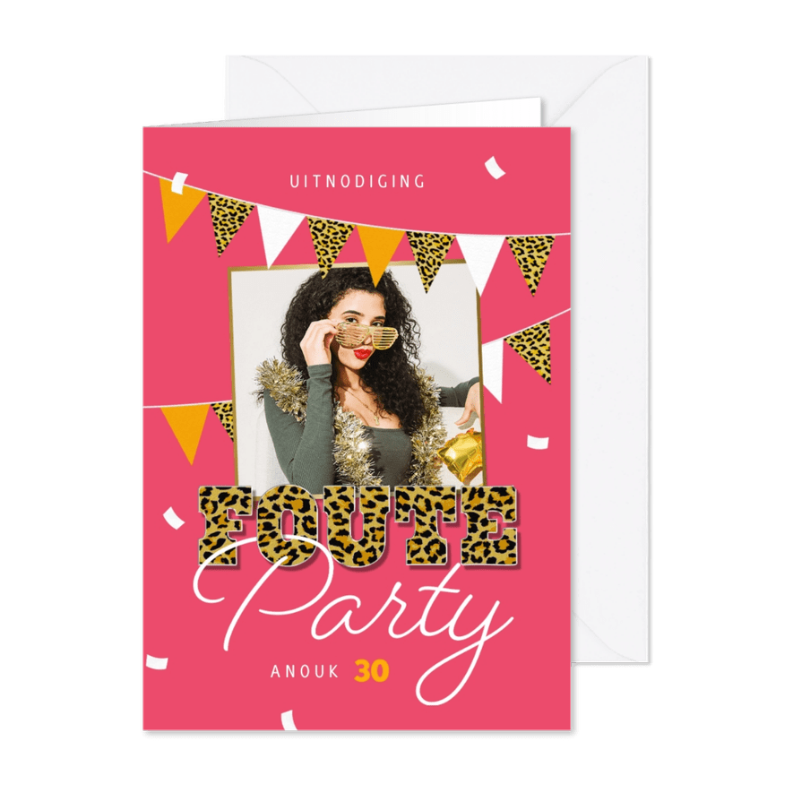 Uitnodiging foute party foto slingers panterprint confetti - Kaartimpressie
